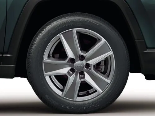 43.18 cm (R17) Alloy Wheels